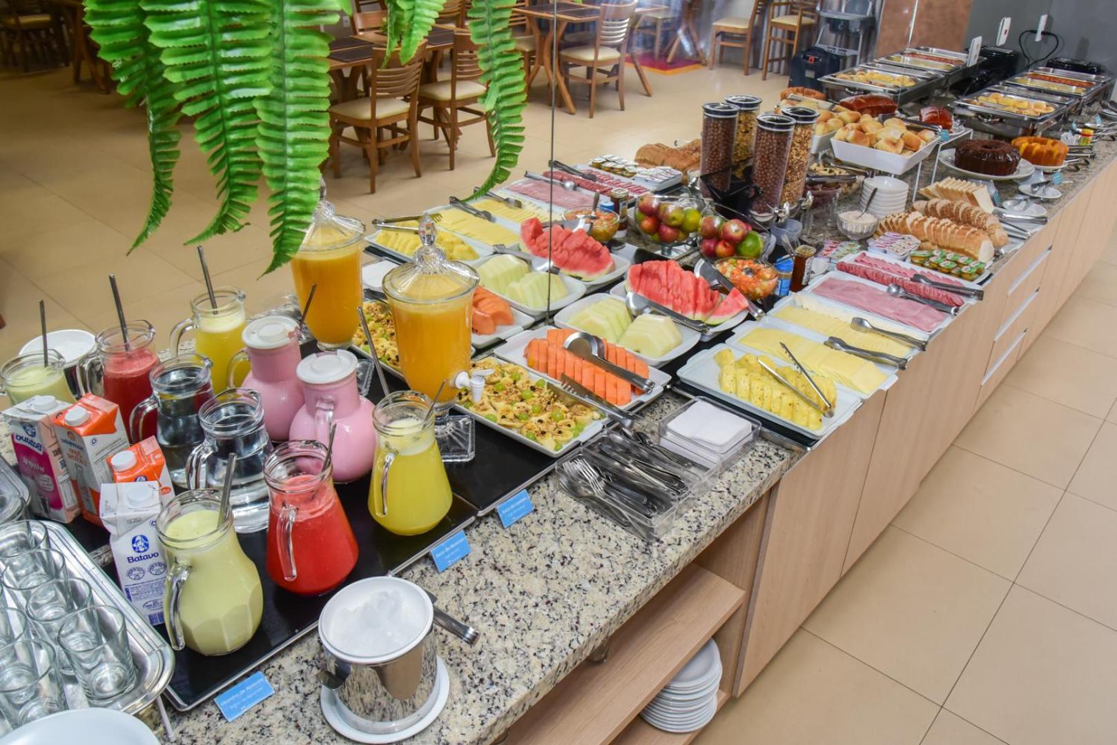 Hotel Plaza Garden Cascavel  Buitenkant foto